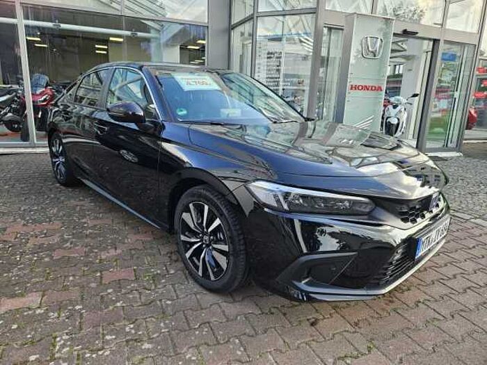 Honda Civic e:HEV 2.0 i-MMD Hybrid Elegance > Navi/Kamera