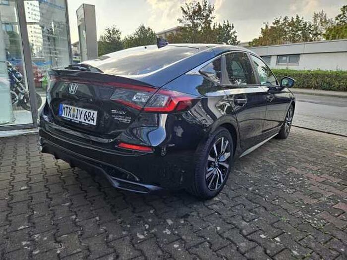 Honda Civic e:HEV 2.0 i-MMD Hybrid Elegance > Navi/Kamera