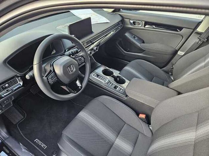 Honda Civic e:HEV 2.0 i-MMD Hybrid Elegance > Navi/Kamera