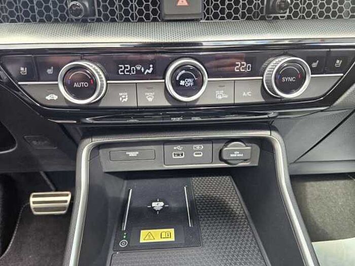 Honda CR-V e: PHEV 2.0 i-MMD Hybrid Advance Tech Plugin