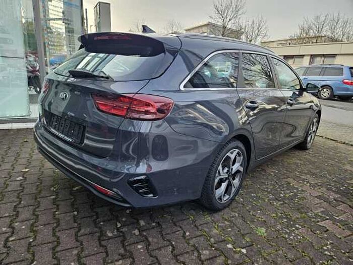 Kia Ceed Kombilimo. 1.4 T-GDI DCT OPF Spirit