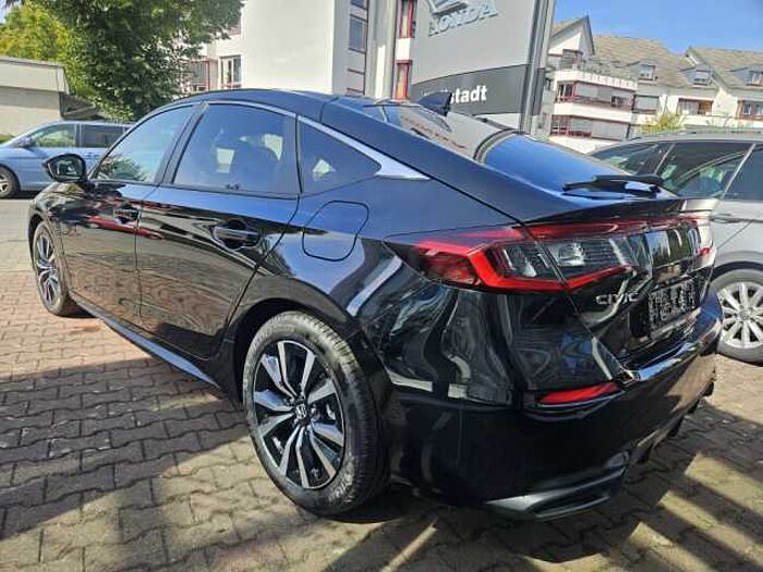 Honda Civic e:HEV 2.0 i-MMD Hybrid Elegance m. NAVI/Kamera