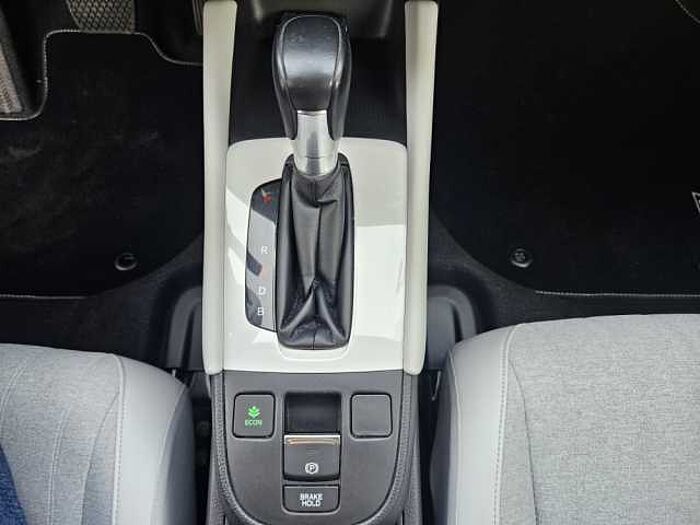 Honda Jazz Hybrid 1.5 i-MMD e-CVT Executive m. Kamera/Navi