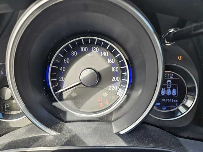 Honda Jazz 1.5 i-VTEC CVT Dynamic m. Automatik u. NAVI