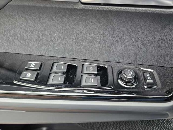 KGM Torres EVX Lux 2WD m. Wärmepumpe, 360° Kamera