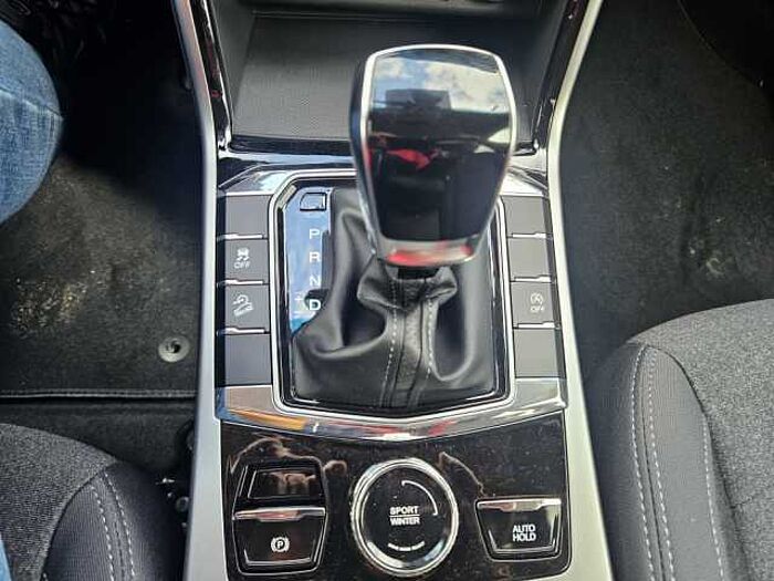 KGM Korando 1.5 T-GDi 2WD Automatik Nomad