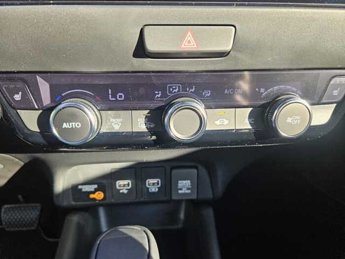Honda Jazz Hybrid e: HEV 1.5 i-MMD Crosstar Advance Navi/Kamera