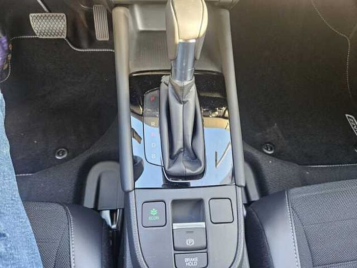Honda Jazz Hybrid e: HEV 1.5 i-MMD Crosstar Advance Navi/Kamera
