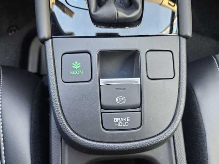 Honda Jazz Hybrid e: HEV 1.5 i-MMD Crosstar Advance Navi/Kamera