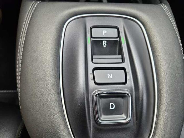 Honda ZR-V Hybrid e: HEV 2.0 i-MMD Advance m. Navi/Kamera