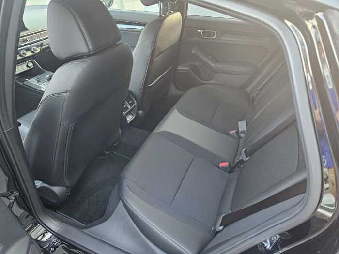 Honda Civic e: HEV 2.0 i-MMD Hybrid Sport