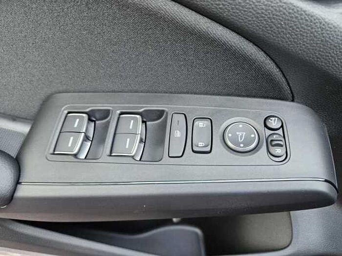 Honda Civic e: HEV 2.0 i-MMD Hybrid Sport