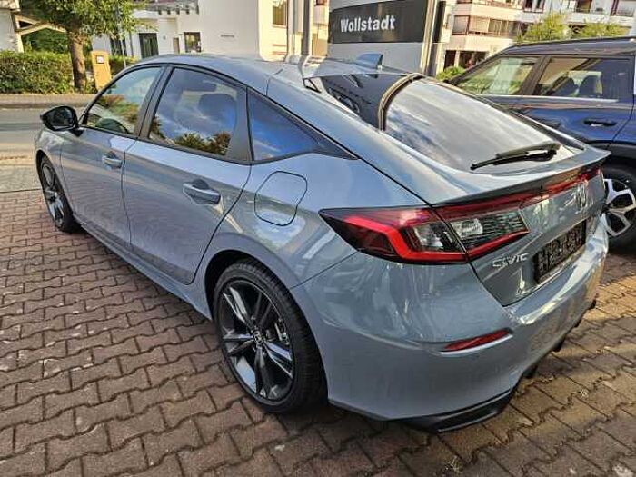 Honda Civic e: HEV 2.0 i-MMD Hybrid Sport