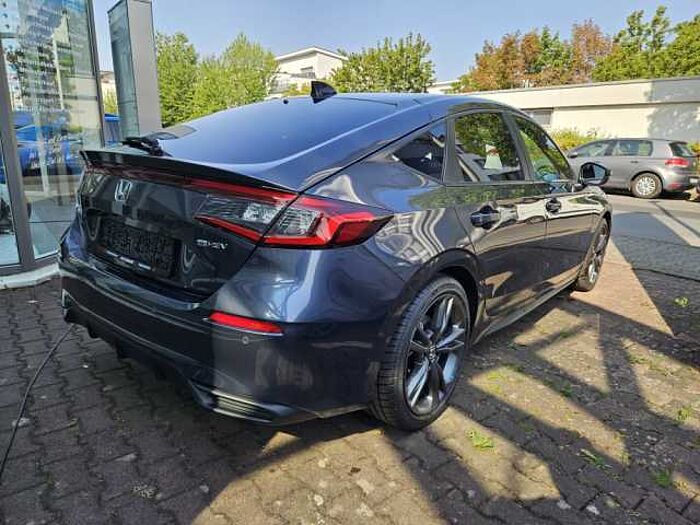 Honda Civic e: HEV 2.0 i-MMD Hybrid Sport