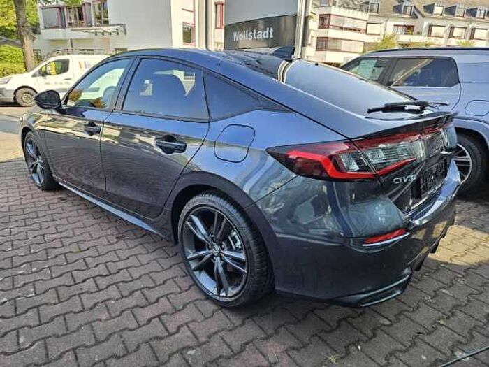 Honda Civic e: HEV 2.0 i-MMD Hybrid Sport